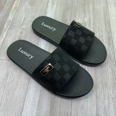 Dép quai ngang kẻ caro vân chìm, quai da, đế PU, size 37-43, giá ưu đãi 79.500₫