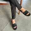 Dép quai ngang kẻ caro vân chìm, quai da, đế PU, size 37-43, giá ưu đãi 79.500₫ 6