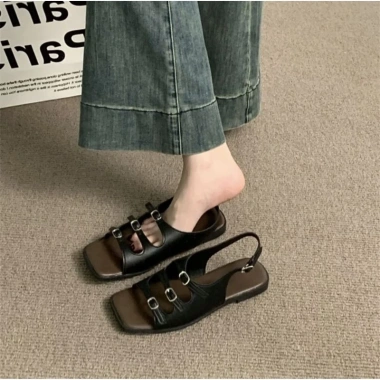 Dép sandal nữ quai hậu đế bệt 3 khuy cài hở mũi Hàn Quốc, hottrend đi chơi, giá 149k 7 Dép sandal nữ quai hậu đế bệt 3 khuy cài hở mũi Hàn Quốc, hottrend đi chơi, giá 149k 7