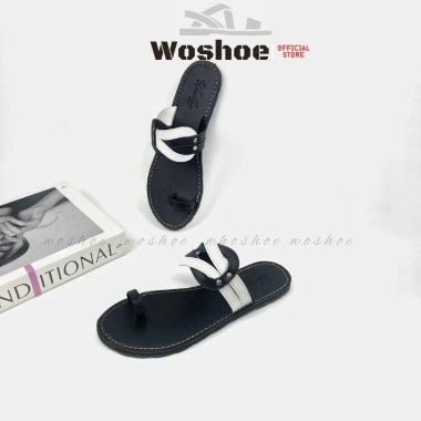 Dép sandal nữ xỏ ngón đế bệt WOSHOE big size 34-42 - Giá ưu đãi 141.000₫ 4 Dép sandal nữ xỏ ngón đế bệt WOSHOE big size 34-42 - Giá ưu đãi 141.000₫ 4