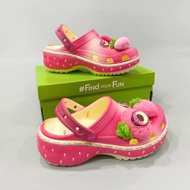 Dép sục Dinas Classic Platform Lotso Gấu dâu 5 phân nữ và jibbitz Giá 450.000