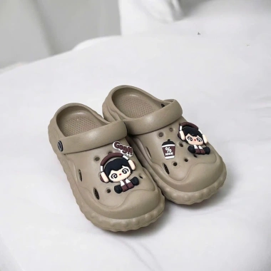Dép sục nữ bánh than hoạt hình - Đế cao 4cm, chống trơn trượt, trong nhà ngoài trời
