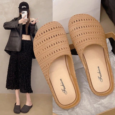 Dép sục nữ quai kín thời trang, êm chân, chống trơn trượt - Giá chỉ 49.000 VND 2