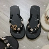 Dép tông gắn charm nước hoa, quai đục thời trang, sỡ ngón nữ - Giá chỉ 69.000₫ (giảm từ 89.700₫) 3