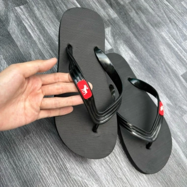 Dẹ́p tông nam lão xỏ ngón logo hươu, đế cao su cứng, chỉ 50.439₫ - Ưu đãi 9 Dẹ́p tông nam lão xỏ ngón logo hươu, đế cao su cứng, chỉ 50.439₫ - Ưu đãi 9