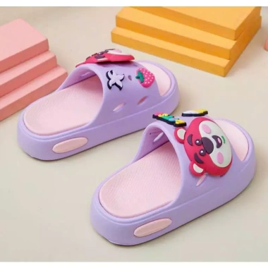 Dép Trẻ Em Gấu Dâu Lotso Nhựa EVA Siêu Nhẹ, Siêu Mềm, Cho Bé Gái 2-10 Tuổi - 95.000₫