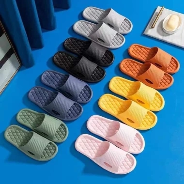 Dép xỏ EVA trong nhà và tắm, đế chống trượt, giá 39.000 VND, khuyến mãi