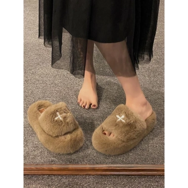Dép xỏ ngón lông chéo nữ 2.024 - Đế dày, Cotton xuyên thấu, lông thú thời trang 4 Dép xỏ ngón lông chéo nữ 2.024 - Đế dày, Cotton xuyên thấu, lông thú thời trang 4