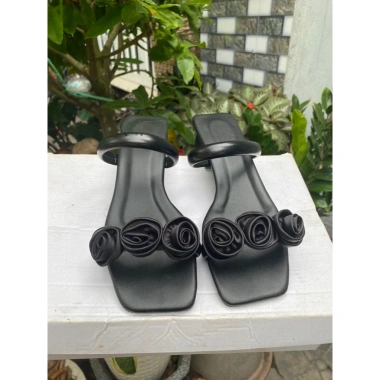 Dépp gót 3cm hai quai ngang êm chân, phối hoa da mờ thời trang Hottrend 109.000đ 2