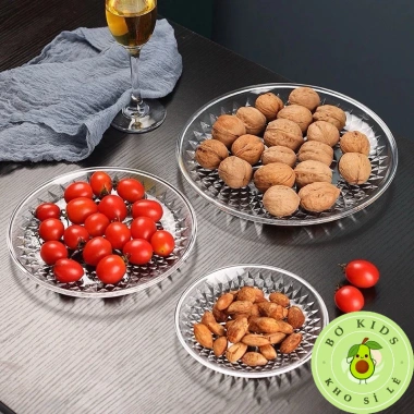 Đĩa Kim Cương Hokori nhựa Việt Nhật trong suốt 3 size Đựng bánh kẹo, hoa quả, giá ưu đãi 13.872 7 Đĩa Kim Cương Hokori nhựa Việt Nhật trong suốt 3 size Đựng bánh kẹo, hoa quả, giá ưu đãi 13.872 7