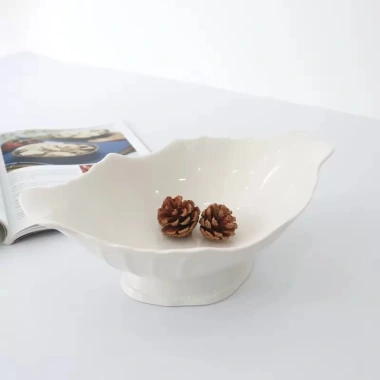 Đĩa Nhựa Bát Thuyền Đựng Gà Cúng Nguyên Con - Khay Đồ Ăn Vặt, Đựng Hoa Quả Lễ Tết, Giá 22.500đ