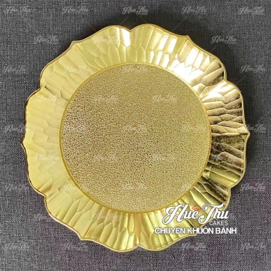 Đĩa nhựa mạ vàng bạc trắng 33cm - Đựng trái cây, rau câu, xôi, decor bàn tiệc, mâm cúng, giảm còn 49.000 VND 2 Đĩa nhựa mạ vàng bạc trắng 33cm - Đựng trái cây, rau câu, xôi, decor bàn tiệc, mâm cúng, giảm còn 49.000 VND 2