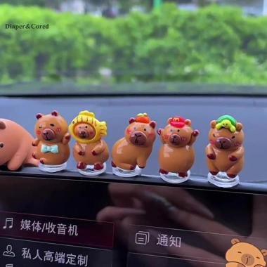 DIAPER & CORED 5 Cái - Bộ Capybara Trang Trí Ô Tô Xuân, Lắc Điều Khiển, YTH 48,180 VND 4