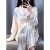 Đồ bộ Luxury Pijama lụa latin cao cấp tay dài hoa vàng nhạt – Giá chỉ 280.800₫ 2