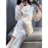 Đồ bộ Luxury Pijama lụa latin cao cấp tay dài hoa vàng nhạt – Giá chỉ 280.800₫ 4