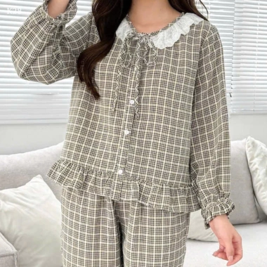 Đồ bộ mặc nhà kẻ caro nữ LILA dài cổ tròn, có túi, cotton thấm hút mồ hôi - P12 Design 4 Đồ bộ mặc nhà kẻ caro nữ LILA dài cổ tròn, có túi, cotton thấm hút mồ hôi - P12 Design 4