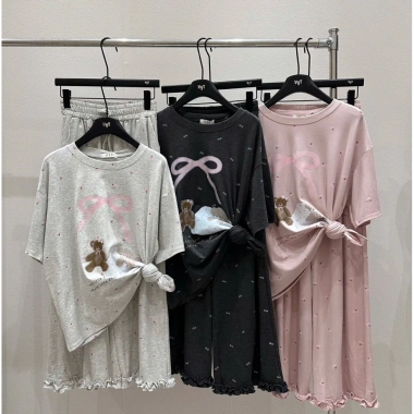Đồ Bộ Mặc Nhà Set Len Thỏ Chấm Bi, Hình Chuột Mickey, Đội Mũ, Charm Quả Bông - 369k