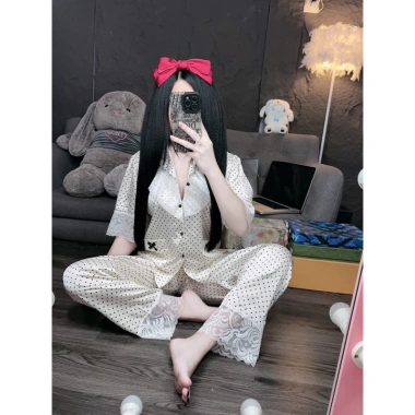 Đồ Bộ Ngủ Nữ Lụa Latin Mềm Mịn Dài Tay Free Size 40‑60kg Giá 197.650đ 8 Đồ Bộ Ngủ Nữ Lụa Latin Mềm Mịn Dài Tay Free Size 40‑60kg Giá 197.650đ 8