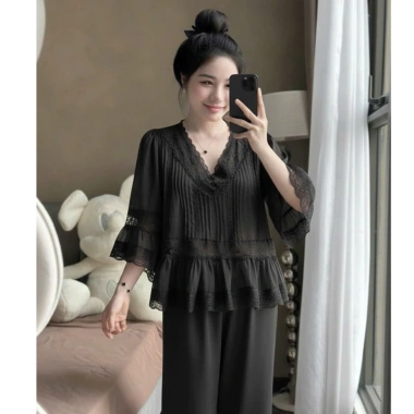 Đồ Bộ Ngủ Tiểu Thư Áo Cổ V Xếp Ly Lụa Latin Mềm Mịn Free Size 40-58kg 229k