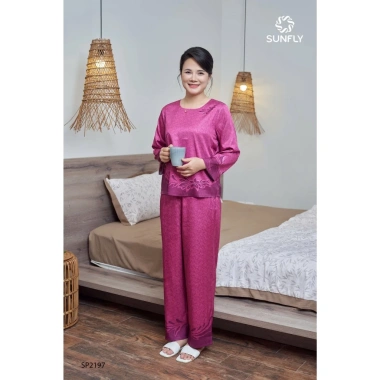 Đồ bộ nữ lụa satin jacquard áo tay lỡ dài và quần dài - Giá ưu đãi 282.500₫