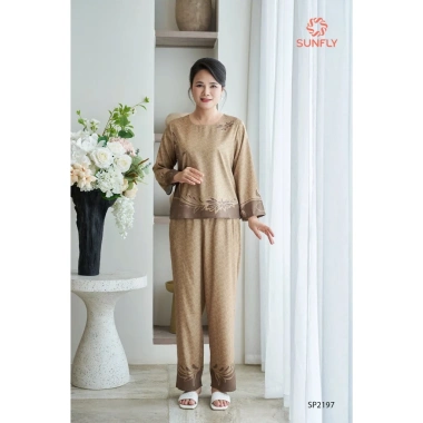 Đồ bộ nữ lụa satin jacquard áo tay lỡ dài và quần dài - Giá ưu đãi 282.500₫