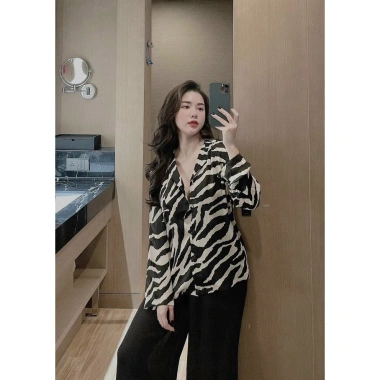 Đồ bộ nữ tay dài họa tiết sọc phong cách Quảng Châu – Pyjama lụa freesize, ngủ thoải mái, giá chỉ 224.000₫