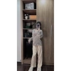 Đồ bộ nữ tay dài họa tiết sọc phong cách Quảng Châu – Pyjama lụa freesize, ngủ thoải mái, giá chỉ 224.000₫ 9