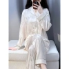 Đồ bộ pijama lụa Latin cao cấp tay dài hoa trắng phối xám - 280.800 VND 9