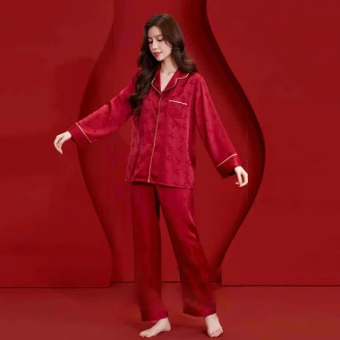 Đồ bộ pijama lụa Latin cao cấp tay dài màu đỏ TD063 - Giá chỉ 280.800₫