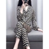 Đồ bộ pijama lụa Latin cao cấp tay dài sọc caro đen TD040 – mềm mịn sang trọng, giá 260.600 VND 6