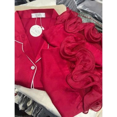 Đồ bộ tiểu thư ren xoắn nút đá sang trọng – Pyjama nữ vải lụa mềm mịn Freesize