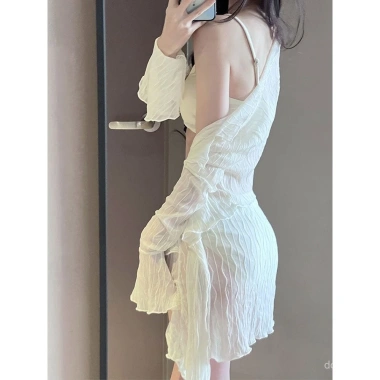 Đồ bơi nữ 2.025 - Bikini bốn mảnh cao cấp ôm sát, che bụng, sexy, lý tưởng cho kỳ nghỉ và suối nước nóng - 188k VNĐ 3