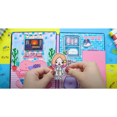 Đồ chơi bé - Ngôi nhà búp bê giấy Wednesday và Enid Quiet Book 2 - Enid Pink House, giảm giá 140.000₫ 6