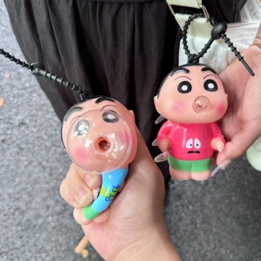 Đồ chơi bóp Shin-chan mềm, mặt dây chuyền bong bóng nước, Anime - Giá 44.660₫ 2 Đồ chơi bóp Shin-chan mềm, mặt dây chuyền bong bóng nước, Anime - Giá 44.660₫ 2