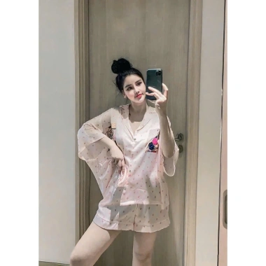 Đồ Ngủ Nữ JULY Pijama Chấm Bi Họa Tiết Cô Gái Tay Cánh Dơi Freesize Chất Latin 204.000đ
