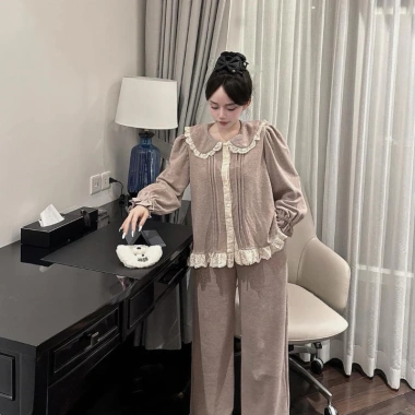 Đồ ngủ nữ pijama thu đông len thỏ dài tay cổ bèo viền ren cúc dọc - Juvigo HCOM3.426 299k 5