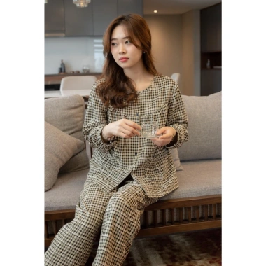 Đồ Pijama Nữ Kẻ Caro Chất Mềm Mịn, Thoải Mái - Quần Dài Túi Xếp Ly Suna Clothing 3