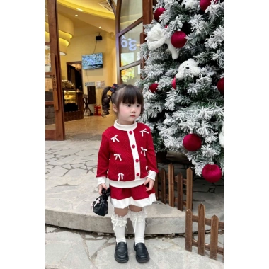 Đồ Tết bé gái Set len thừng mềm mại đính nơ - Chân váy len đỏ Noel 10-30kg - 169.000đ Tiệm Nhà Sam 5