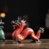 Đồ trang trí rồng gốm thủ công màu xanh đỏ – May mắn cho phòng khách, văn phòng, máy tính để bàn – Giá ưu đãi 471.947₫ 3