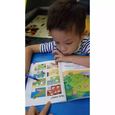 Đọc hiểu cá heo Dolphin kèm file nghe - Giá ưu đãi 250.000đ, giảm từ 305.000đ 2 Đọc hiểu cá heo Dolphin kèm file nghe - Giá ưu đãi 250.000đ, giảm từ 305.000đ 2