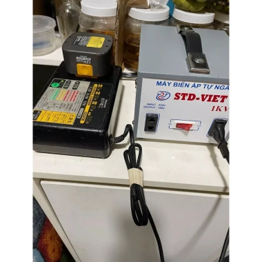 Đổi nguồn 220V sang 110V/100V 1KVA 700W Vỏ kim loại Bảo hành 2 năm 425.000₫