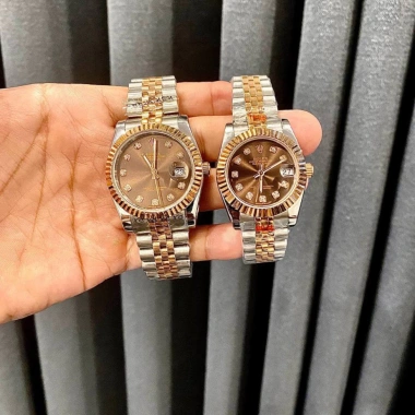 Đồng Hồ Cặp Đôi Nam Nữ Rolex Nâu Demi Viền Băm - Máy Pin Nhật, Bảo Hành 2 Năm, Tặng Hộp Đẹp, Giá 1.85 Triệu 11 Đồng Hồ Cặp Đôi Nam Nữ Rolex Nâu Demi Viền Băm - Máy Pin Nhật, Bảo Hành 2 Năm, Tặng Hộp Đẹp, Giá 1.85 Triệu 11