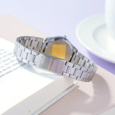 Đồng Hồ Casio Nữ LTP-V005D-2B3UDF Mặt Tròn Dây Kim Loại Chính Hãng Giá 961.000đ
