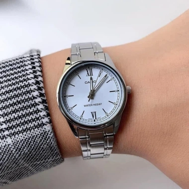 Đồng Hồ Casio Nữ LTP-V005D-2B3UDF Mặt Tròn Dây Kim Loại Chính Hãng Giá 961.000đ