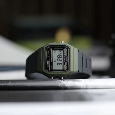 Đồng hồ điện tử Casio F-91WM-3ADF xanh lá cây 35.2mm chống nước - WATCHSTORE