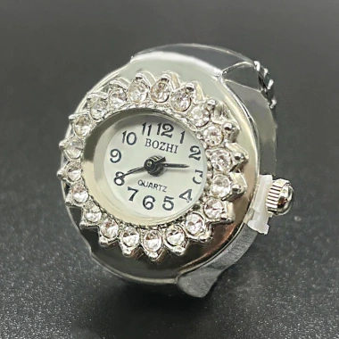 Đồng Hồ Hàn Quốc Đính Kim Cương Thạch Anh SIA2 - Phong Cách Nam Nữ, Giá 143.235₫ 8 Đồng Hồ Hàn Quốc Đính Kim Cương Thạch Anh SIA2 - Phong Cách Nam Nữ, Giá 143.235₫ 8