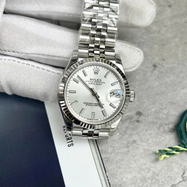 Đồng hồ nam giả Rolex máy pin kim trôi, dây thép chống nước, chống xước, giá 249.000₫ 5 Đồng hồ nam giả Rolex máy pin kim trôi, dây thép chống nước, chống xước, giá 249.000₫ 5