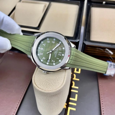 Đồng hồ nam PaTe vuông mặt xanh lá, vỏ trắng 40mm, 3 kim, vành trơn, cơ tự động, dây cao su - chỉ 1.449.000 VND 4 Đồng hồ nam PaTe vuông mặt xanh lá, vỏ trắng 40mm, 3 kim, vành trơn, cơ tự động, dây cao su - chỉ 1.449.000 VND 4