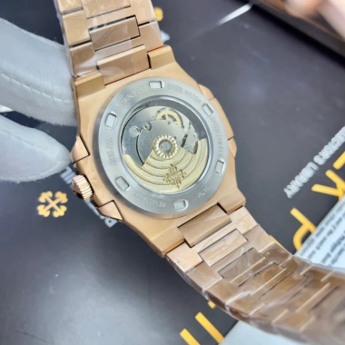 Đồng Hồ Nam Patek PA52 40mm Vỏ Vàng Viền Đá Máy Cơ Automatic Nhật - Tặng Kèm Hộp 7 Đồng Hồ Nam Patek PA52 40mm Vỏ Vàng Viền Đá Máy Cơ Automatic Nhật - Tặng Kèm Hộp 7