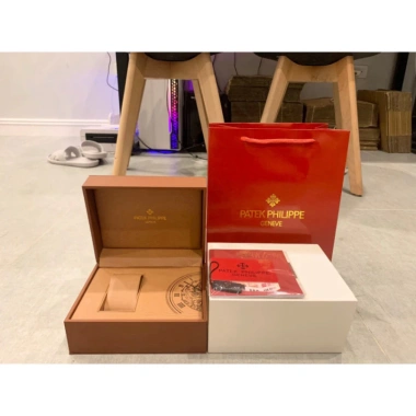 Đồng Hồ Nam Patek Philippe 5.205 Xanh Dương Viền Đá, Máy Cơ Nhật, Bảo Hành 2 Năm 8 Đồng Hồ Nam Patek Philippe 5.205 Xanh Dương Viền Đá, Máy Cơ Nhật, Bảo Hành 2 Năm 8